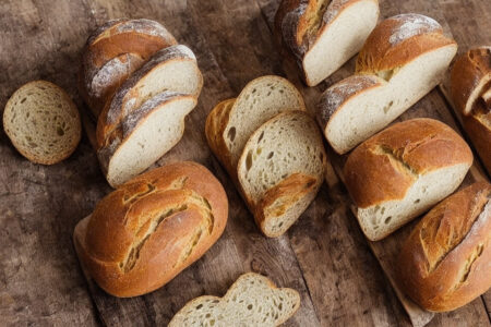 Gør det nemt med en bagemaskine: 5 lækre opskrifter på hjemmebagt brød